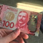 【激レア!】ニュージーランド100ドル紙幣に描かれてる人物、鳥についてまとめてみた