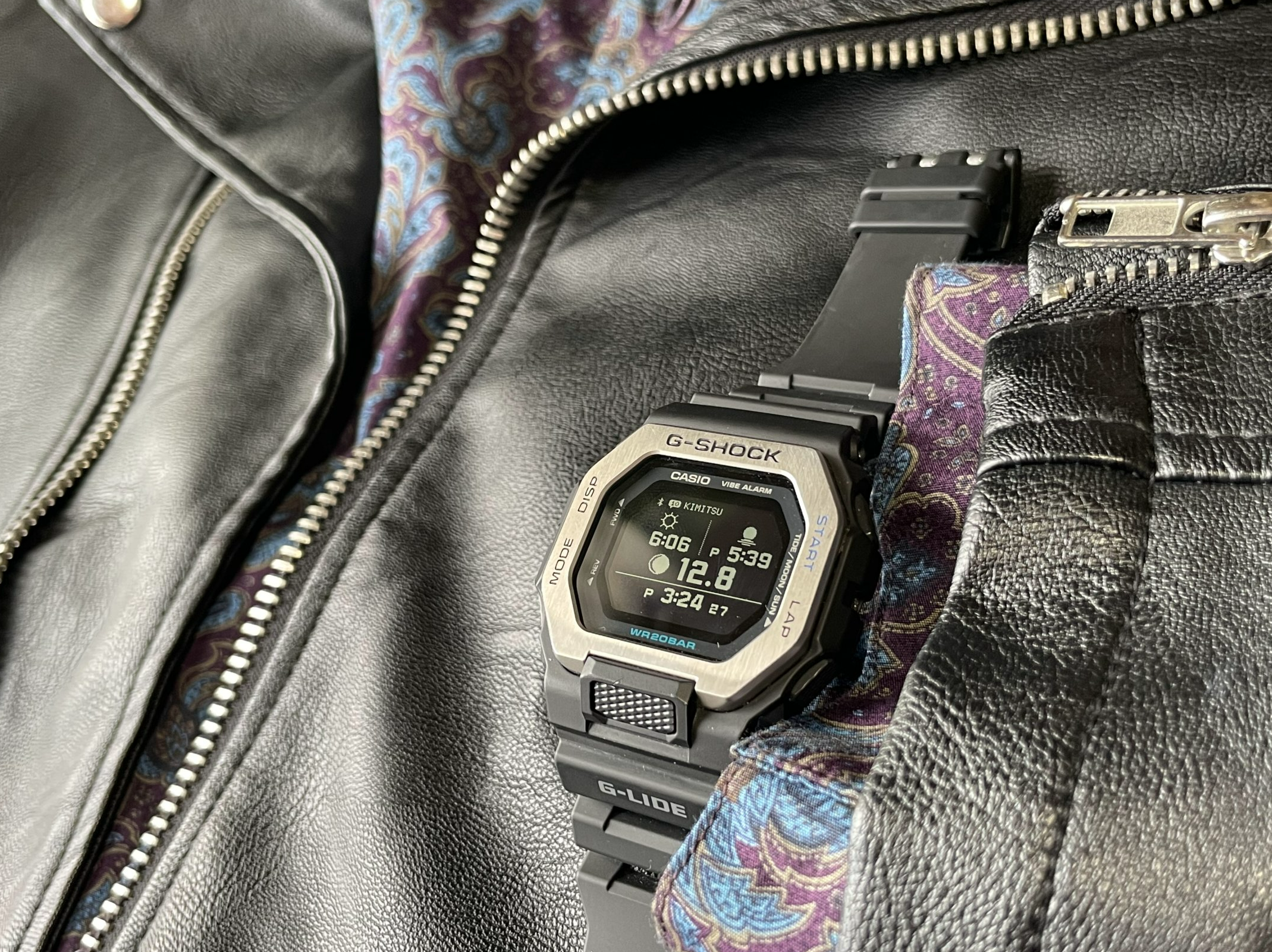 カシオ GBX-100-1JF CASIO G-LIDE 腕時計 Amazon.co.jp: [カシオ] 腕時計 ジーショック 【国内正規品】G