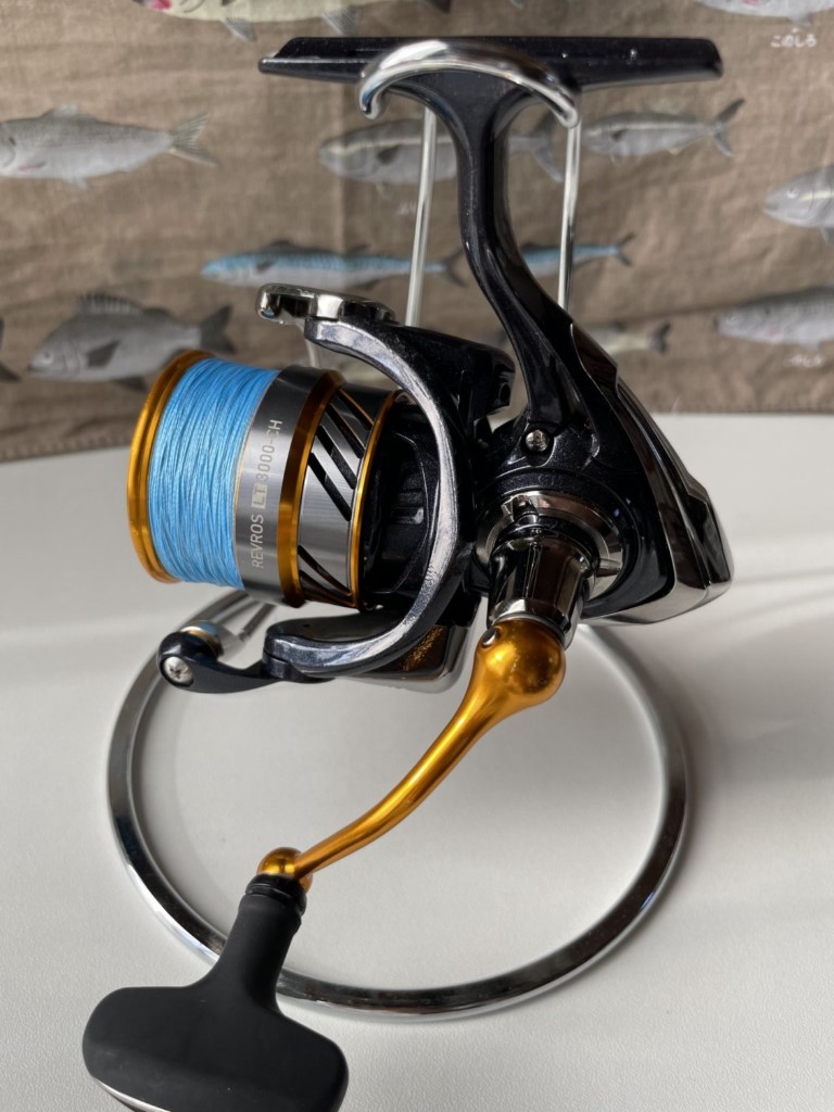 ダイワ 20レブロス LT3000S-CH-DH通販｜釣具通販 いのまた釣具店 ダイワ ダイワ 20 レブロス LT3000S-CH-DH
